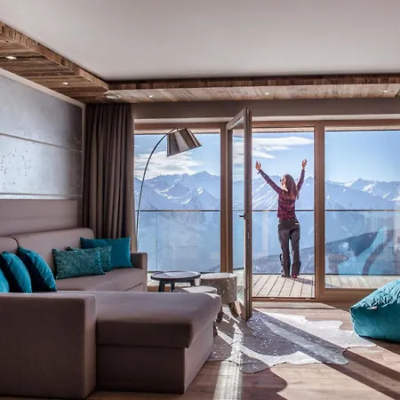 Panorama Alm *